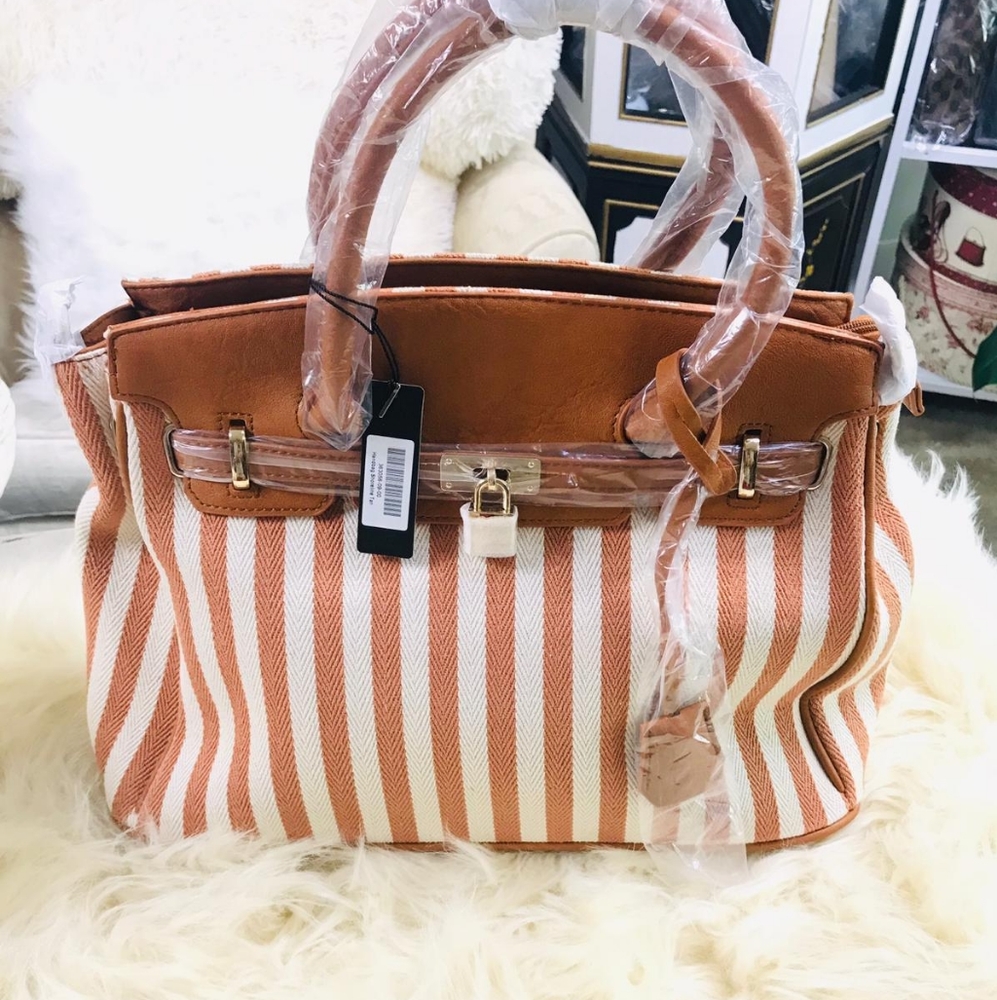 🆕️ Just Fab Tan Pinstripe Print Canvas Padlock Ac